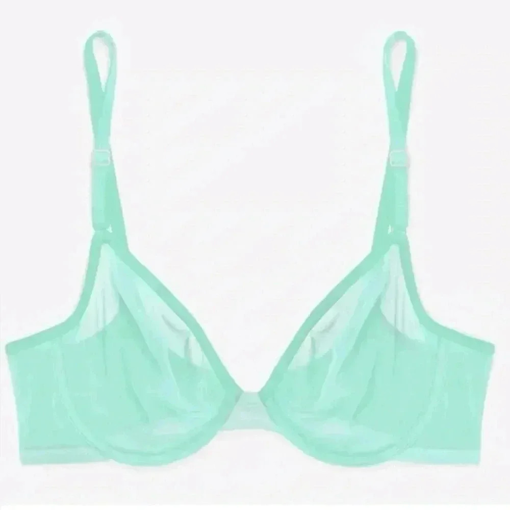 smart & Sexy New Sheer Mesh Bra Color Mint Chip
Brand new in package!